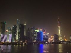 造个无边泳池就嗲了-上海外滩悦榕庄酒店