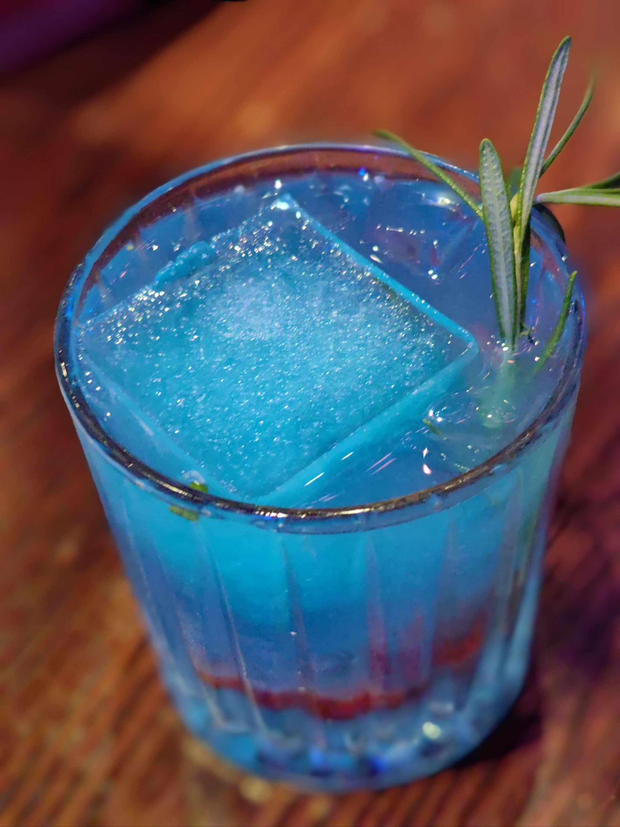 七夕约会选哪家,看过来蓝蛙新品真的很懂诶