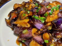 虾仁烧山茄-吕氏疙瘩汤·私家菜馆(慈云寺店)