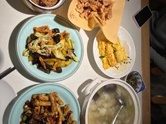 -聚友斋(陶瓷琉璃馆水晶街店)
