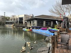 -上海怡沁园度假酒店