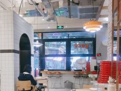 -必胜客(大宁路店)