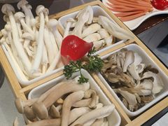 -洞子口重庆鲜货火锅(楚翘城旗舰店)