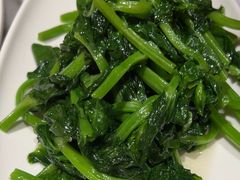 -渝信川菜 · 川味家常菜(财富购物中心店)