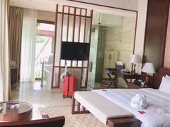 -万源龙顺度假庄园生态观光园