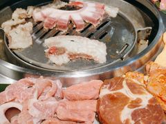 -哈哈碳都·牛肋条无限自助烤肉(宝龙店)