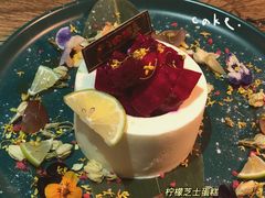 -84那年咖啡馆(李沧万达店)