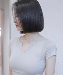 -十六番发型师事务所