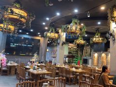 -花溪雨·森林餐厅(石基店)