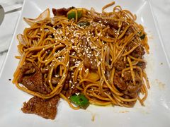 干炒黑椒牛柳意粉-深仔记茶餐厅(亚士厘道店)