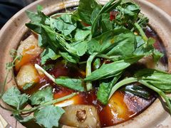 -郭婆婆疯子鸡·土货江湖菜馆