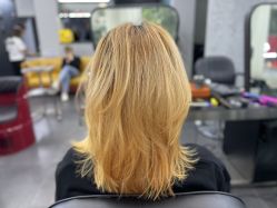 -诗悦发型SALON·圣罗兰店
