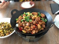 干锅肥肠-建辉湖南土菜馆(南大街店)