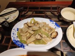 -百味地锅鸡(二店·财校分店)