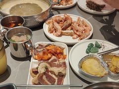 -黑金·寻焰自助百汇·烤肉·火锅(中街店)