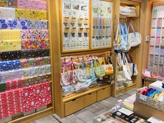 -猫的天空之城概念书店(苏州诚品店)