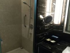 -中山利和希尔顿酒店