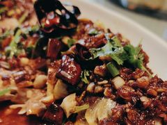 -老码头黑皮肘子锅包肉(赣水路店)