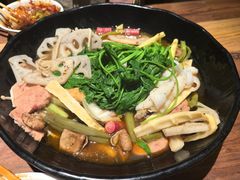 -万记麻辣烫国展总店