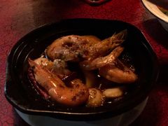 蒜香带头油焖活虾-羽深肉铺 Steak & Wine