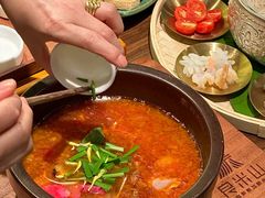 -良米山·云南野生菌过桥米线(上海首店)