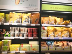 -良品铺子(五角场万达店)