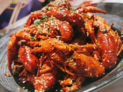 -肥肥虾庄·金牌油焖大虾(首义路店)