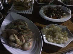-胖大嫂渔家排档(半边山店)
