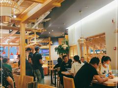 大堂-上坐过桥米线(顺城店)
