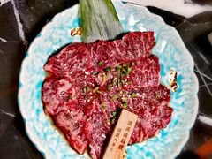 -山川小町·极番烧肉(新地假日广场店)