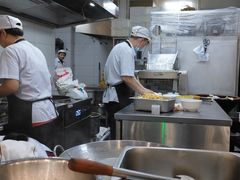 -老西白点心店