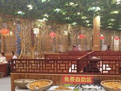 -袁小二大东北铁锅炖(吉祥村总部)