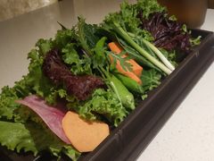 蔬菜拼盘-本家韩国烤肉(青岛万象城店)