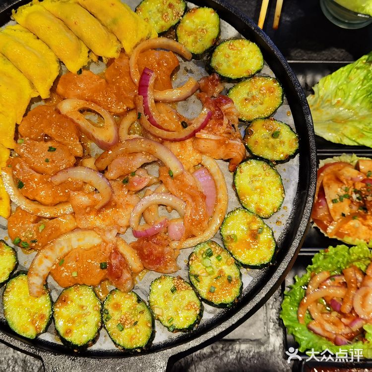 里面抽烟的也挺多所以打算换一家