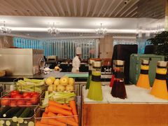-圣丰索菲特·2 On 988 Café 自助餐厅