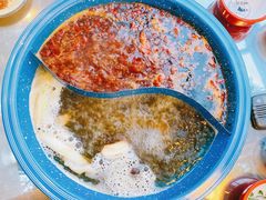 重庆红油经典鸳鸯锅-王歘歘·chuǎ火锅(五道营店)