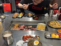 -马路牙子烧烤音乐酒馆(望京店)