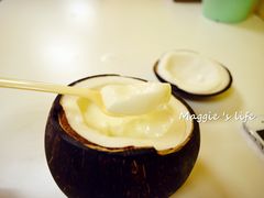 -志龙皇冠吃货椰子铺