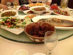 -泓历皇朝酒店(东亭店)