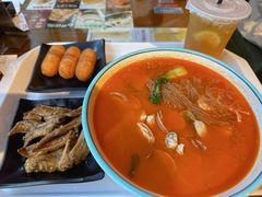 -何记花甲(海岸城旗舰店)