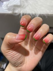 -吉吉靓甲美睫