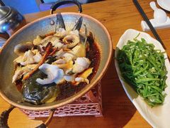 -隔壁老王·家常云南菜(花巷店)