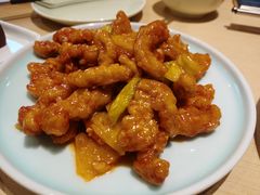 菠萝咕咾肉-吕氏疙瘩汤·海鲜新鲁菜(凯德mall新都心店)