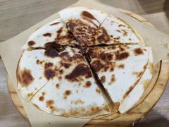 牛肉芝士薄饼-艾蜜西餐厅(梅园店)