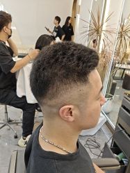-苏奇发型·烫发染发