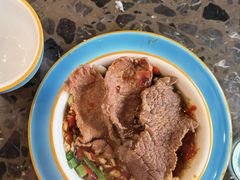 -金鼎雪山牦牛杂火锅(理县总店)