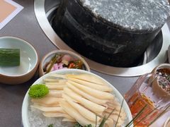 -蘑界·野生菌火锅(深业上城店)