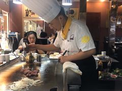 -利昂法式铁板主题餐厅(新奥购物中心店)