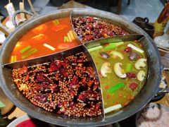 -白乐天毛肚火锅馆(南滨路店)