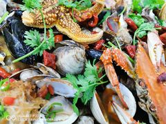 -大城·烧烤海鲜大排档(台东店)